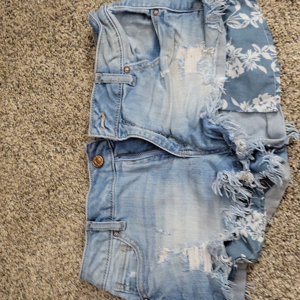 shorty shorts daisy dukes